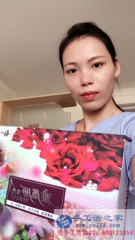 职业女性兼职好项目,广西桂林蒋女士工作之余兼职手工活赚钱 职业女性兼职好项目,广西桂林蒋女士工作之余兼职手工活赚钱
