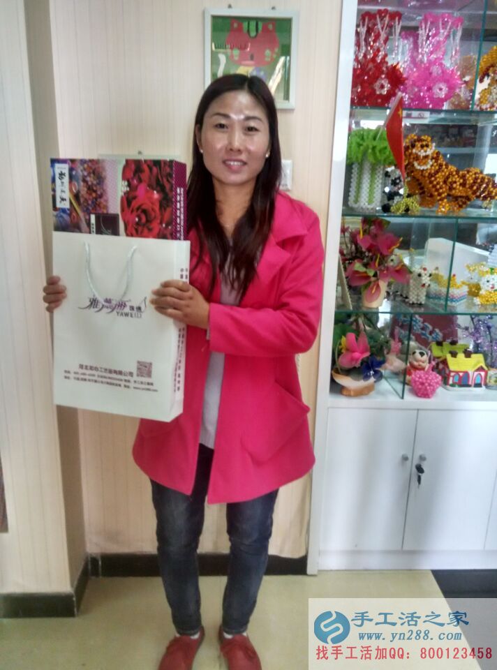 河南濮阳张女士在家带孩子之余想找点手工活做挣个零花钱 河南濮阳张女士在家带孩子之余想找点手工活做挣个零花钱