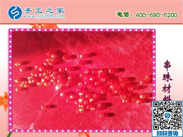 幸福的生活“串”出来！刘大姐在家做手工活励志珠绣(图1)