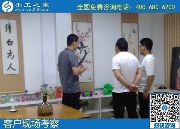 8月15日，手工活拿回家做要挣钱，越来越多的人选择了这里外发手工活，手工之家接待考察合作加工客户剪影