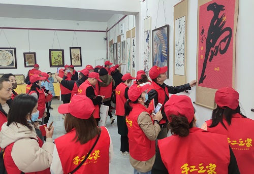 负责任，就是好好做珠绣手工事业--- --- 记手工之家优秀代理加工补贴政策之优秀代理杨女士
