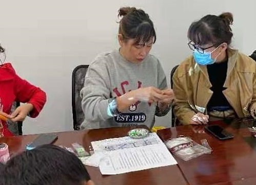 返乡创业，开珠绣手工工作室是她的选择--- --- 记手工之家优秀代理加工补贴政策之优秀代理焦女士