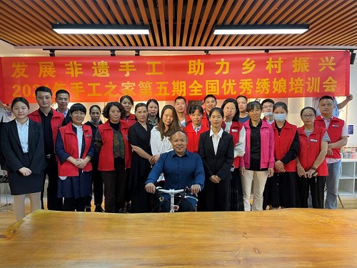 又是一年佳节至，人生无处不努力 --- --- 手工之家给大家拜年了！(图7)