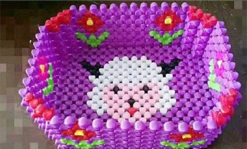 3月16日，代加工手工活，耐心点，你我都能做好手工之家的珠绣串珠外发手工活，图为励志珠珠绣串珠成品（果盘）实拍