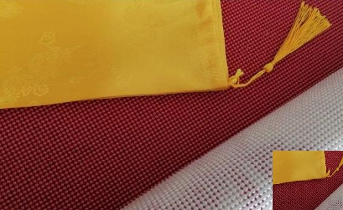 3月19日，拿回家做的手工活，在家做手工活挣钱，手工之家的珠绣串珠材料包里都有什么？图为励志珠珠绣串珠成品手工剪影