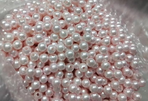 9月24日，想接正规厂家的手工活，手工活外发加工项目，大家信任和支持手工之家，企业、手工、服务都受欢迎，图为励志珠珠绣一款绣珠材料剪影