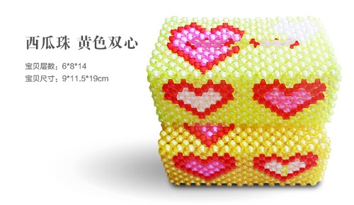 5月20日，哪里可以做手工活兼职，灵活就业好选择，手工之家的良好服务让大家合作无忧，图为励志珠珠绣串珠手工产品剪影