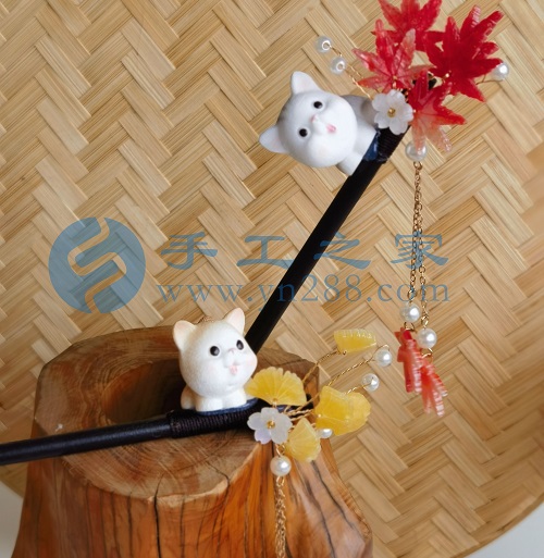 6月4日，手工活接单正规平台，拿回家做的手工项目，可以开饰品加工厂，手工之家让大家居家手工挣钱有底气，图为励志珠珠绣串珠手工产品剪影