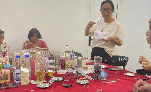 有朋自远方来，只为手工而相聚 ------ 记石家庄和甘肃的朋友来到手工之家学习考察