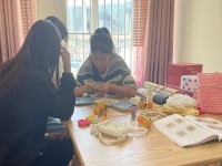 农村手工活外发加工，串珠纯手工项目能做还能卖