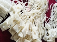 8月14日，在家里就能赚钱的工作，正规手工灵活就业，做手工传承官，良好的服务让手工之家和纯手工成为大家的选择，图为串珠米珠绣纯手工产品剪影