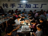 在家不再焦虑，小成本创业开手工加工厂，4 点让人稳定可靠发展，踏实挣钱
