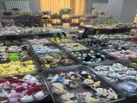 天越来越冷了，在家做手工挣钱，除了做加工，还能有别的收入吗？