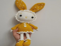 5月14日，可在家做的兼职手工，在家做手工挣钱，小成本创业办手工加工厂、开手工工作室，在手工之家，合作可信可靠，图为钩织纯手工产品剪影