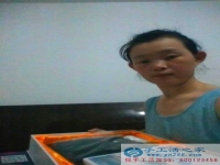 浙江省永康市长城工业区贺女士在家带孩子之余兼职手工活，走上致富路
