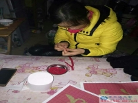 做手工活串珠绣的注意事项：安徽六安市加工户曹女士分享串珠绣经验