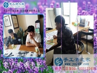 手工活兼职招聘：河南登封市一位从大学走出来的“男绣娘”