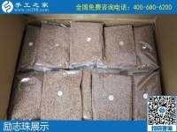 打麻将不如做手工，看退休张大娘的幸福晚年生活