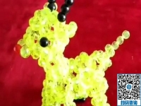 外发手工活加工，小小绣珠串出一件件精美的手工艺术品